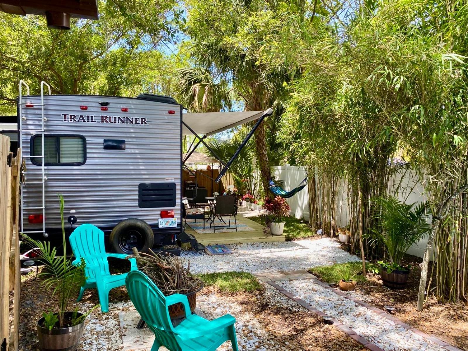 Rv Camper Paradise On The Wheels In Clearwater Beaches Largo Exterior photo